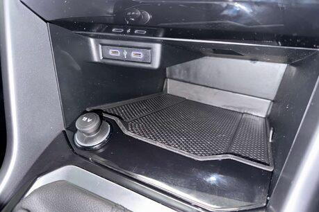 Volkswagen T-Roc 1.0 TSI Active SUV 5dr Petrol Manual Euro 6 (s/s) (110 ps) 38