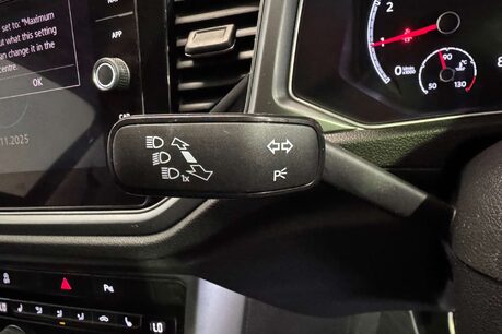 Volkswagen T-Roc 1.0 TSI Active SUV 5dr Petrol Manual Euro 6 (s/s) (110 ps) 26