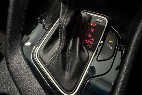 Kia Niro 1.6h GDi 4 SUV 5dr Petrol Hybrid DCT Euro 6 (s/s) ( 16in Alloy) (139 bhp) 41