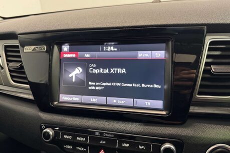 Kia Niro 1.6h GDi 4 SUV 5dr Petrol Hybrid DCT Euro 6 (s/s) ( 16in Alloy) (139 bhp) 30