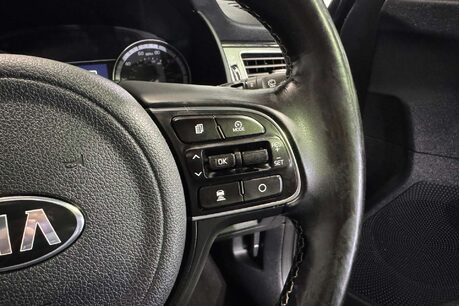 Kia Niro 1.6h GDi 4 SUV 5dr Petrol Hybrid DCT Euro 6 (s/s) ( 16in Alloy) (139 bhp) 24