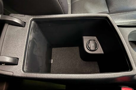 Kia Niro 1.6h GDi 4 SUV 5dr Petrol Hybrid DCT Euro 6 (s/s) ( 16in Alloy) (139 bhp) 44