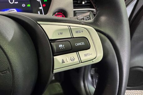 Honda Jazz 1.5 h i-MMD Crosstar EX Hatchback 5dr Petrol Hybrid eCVT Euro 6 (s/s) (109  22