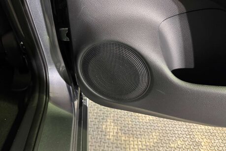 Honda Jazz 1.5 h i-MMD Crosstar EX Hatchback 5dr Petrol Hybrid eCVT Euro 6 (s/s) (109  46