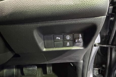 Honda Jazz 1.5 h i-MMD Crosstar EX Hatchback 5dr Petrol Hybrid eCVT Euro 6 (s/s) (109  17