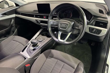 Audi A4 2.0 TDI ultra SE Estate 5dr Diesel S Tronic Euro 6 (s/s) (150 ps) 11
