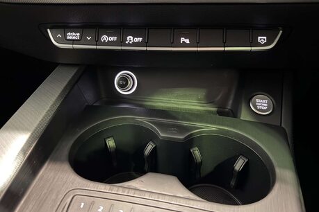 Audi A4 2.0 TDI ultra SE Estate 5dr Diesel S Tronic Euro 6 (s/s) (150 ps) 35