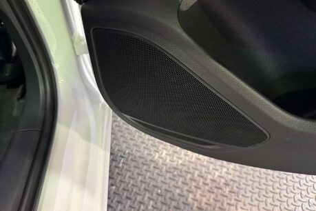 Audi A4 2.0 TDI ultra SE Estate 5dr Diesel S Tronic Euro 6 (s/s) (150 ps) 50