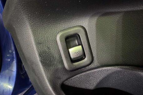 Mercedes-Benz C Class 2.1 C220d Sport Saloon 4dr Diesel G-Tronic+ Euro 6 (s/s) (170 ps) 15