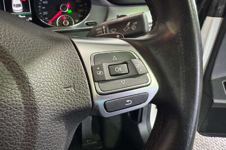 Volkswagen CC 2.0 TDI BlueMotion Tech R-Line Saloon 4dr Diesel DSG Euro 6 (s/s) (184 ps) 23