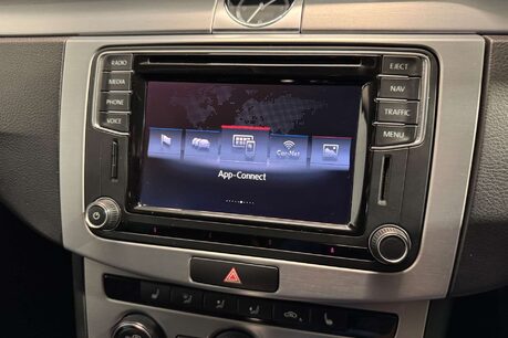 Volkswagen CC 2.0 TDI BlueMotion Tech R-Line Saloon 4dr Diesel DSG Euro 6 (s/s) (184 ps) 34