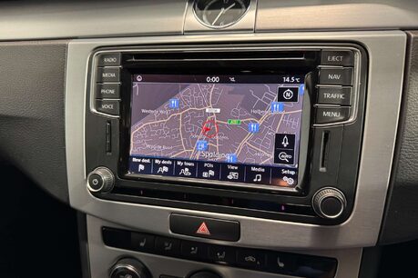 Volkswagen CC 2.0 TDI BlueMotion Tech R-Line Saloon 4dr Diesel DSG Euro 6 (s/s) (184 ps) 33