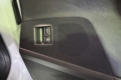 Volkswagen CC 2.0 TDI BlueMotion Tech R-Line Saloon 4dr Diesel DSG Euro 6 (s/s) (184 ps) 16