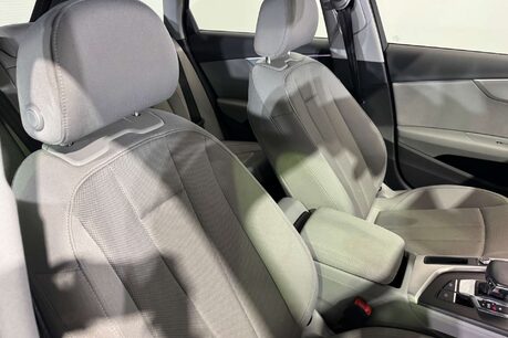 Audi A4 2.0 TDI 35 Technik Estate 5dr Diesel S Tronic Euro 6 (s/s) (163 ps) 10