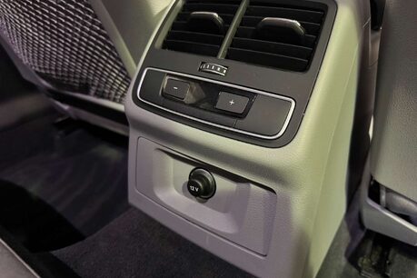 Audi A4 2.0 TDI 35 Technik Estate 5dr Diesel S Tronic Euro 6 (s/s) (163 ps) 47