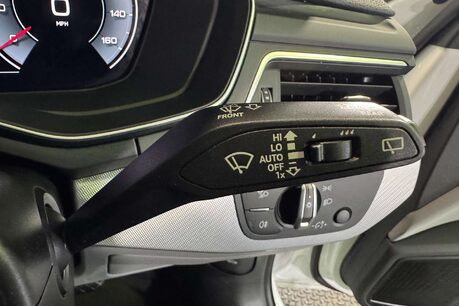 Audi A4 2.0 TDI 35 Technik Estate 5dr Diesel S Tronic Euro 6 (s/s) (163 ps) 27