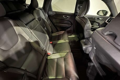 Volvo XC60 2.0 D4 R-Design SUV 5dr Diesel Auto Euro 6 (s/s) (190 ps) 43