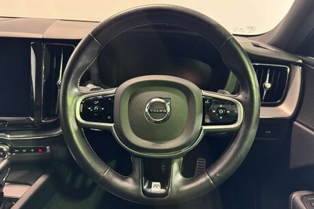 Volvo XC60 2.0 D4 R-Design SUV 5dr Diesel Auto Euro 6 (s/s) (190 ps) 19