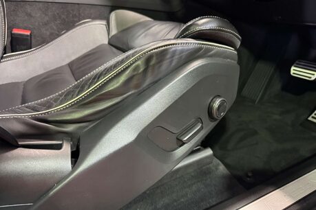 Volvo XC60 2.0 D4 R-Design SUV 5dr Diesel Auto Euro 6 (s/s) (190 ps) 17