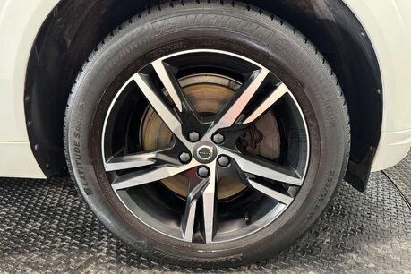 Volvo XC60 2.0 D4 R-Design SUV 5dr Diesel Auto Euro 6 (s/s) (190 ps) 64