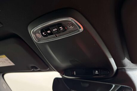 Volvo XC60 2.0 D4 R-Design SUV 5dr Diesel Auto Euro 6 (s/s) (190 ps) 38