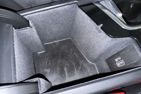 Volvo XC60 2.0 D4 R-Design SUV 5dr Diesel Auto Euro 6 (s/s) (190 ps) 36