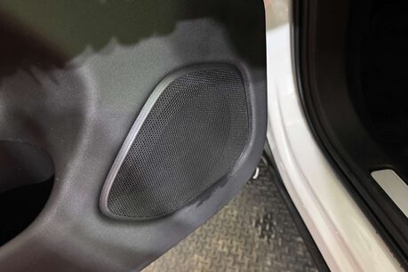 Volvo XC60 2.0 D4 R-Design SUV 5dr Diesel Auto Euro 6 (s/s) (190 ps) 59