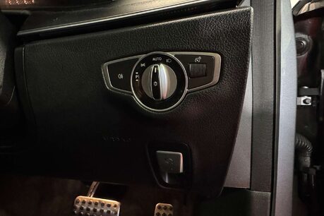 Mercedes-Benz E Class 2.0 E220d AMG Line Night Edition (Premium Plus) Saloon 4dr Diesel G-Tronic+ 19