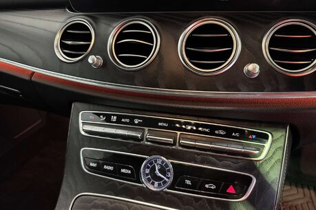 Mercedes-Benz E Class 2.0 E220d AMG Line Night Edition (Premium Plus) Saloon 4dr Diesel G-Tronic+ 38