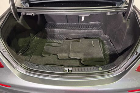 Mercedes-Benz E Class 2.0 E220d AMG Line Night Edition (Premium Plus) Saloon 4dr Diesel G-Tronic+ 54