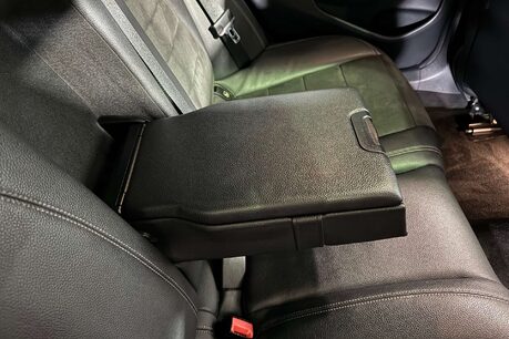 Mercedes-Benz E Class 2.0 E220d AMG Line Night Edition (Premium Plus) Saloon 4dr Diesel G-Tronic+ 48