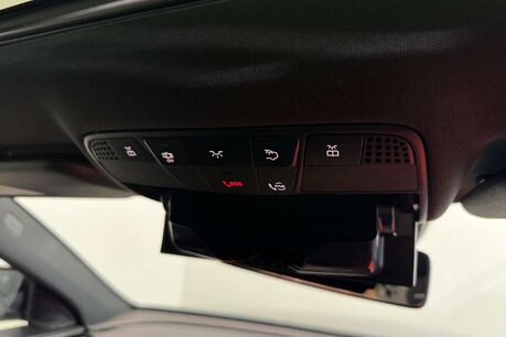 Mercedes-Benz E Class 2.0 E220d AMG Line Night Edition (Premium Plus) Saloon 4dr Diesel G-Tronic+ 44