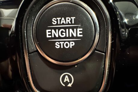 Mercedes-Benz A Class 1.5 A180d AMG Line (Executive) Hatchback 5dr Diesel 7G-DCT Euro 6 (s/s) (11 25