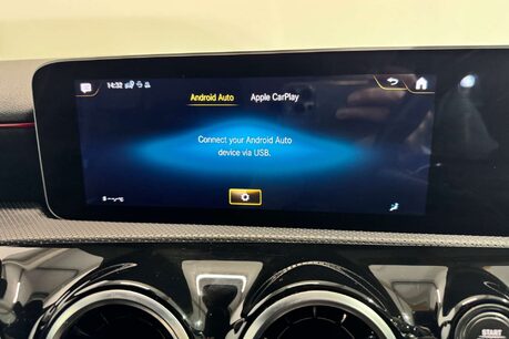 Mercedes-Benz A Class 1.5 A180d AMG Line (Executive) Hatchback 5dr Diesel 7G-DCT Euro 6 (s/s) (11 31