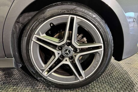 Mercedes-Benz A Class 1.5 A180d AMG Line (Executive) Hatchback 5dr Diesel 7G-DCT Euro 6 (s/s) (11 53