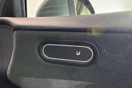 Mercedes-Benz A Class 1.5 A180d AMG Line (Executive) Hatchback 5dr Diesel 7G-DCT Euro 6 (s/s) (11 14