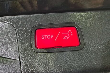 Mercedes-Benz GLC 2.0 GLC300de 13.5kWh AMG Line (Premium) SUV 5dr Diesel Plug-in Hybrid G-Tro 55