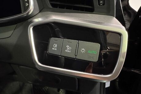 Audi A6 2.0 TDI 40 Sport Saloon 4dr Diesel S Tronic Euro 6 (s/s) (204 ps) 18