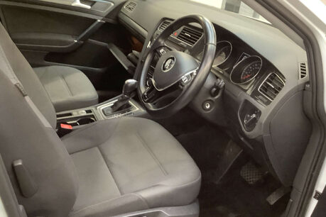 Volkswagen Golf 1.5 TSI EVO SE Nav Hatchback 5dr Petrol DSG Euro 6 (s/s) (130 ps) 10