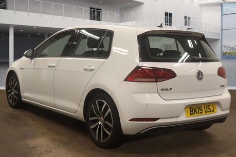Volkswagen Golf 1.5 TSI EVO SE Nav Hatchback 5dr Petrol DSG Euro 6 (s/s) (130 ps) 5