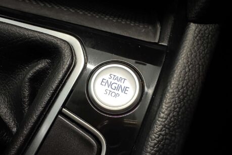 Volkswagen Passat 2.0 TDI EVO SEL Estate 5dr Diesel Manual Euro 6 (s/s) (150 ps) 39