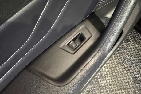 Volkswagen Passat 2.0 TDI EVO SEL Estate 5dr Diesel Manual Euro 6 (s/s) (150 ps) 69