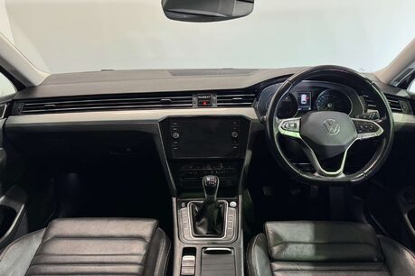 Volkswagen Passat 2.0 TDI EVO SEL Estate 5dr Diesel Manual Euro 6 (s/s) (150 ps) 9