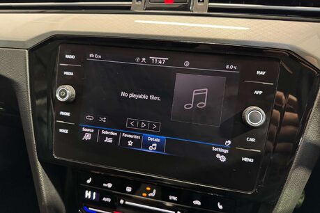 Volkswagen Passat 2.0 TDI EVO SEL Estate 5dr Diesel Manual Euro 6 (s/s) (150 ps) 32