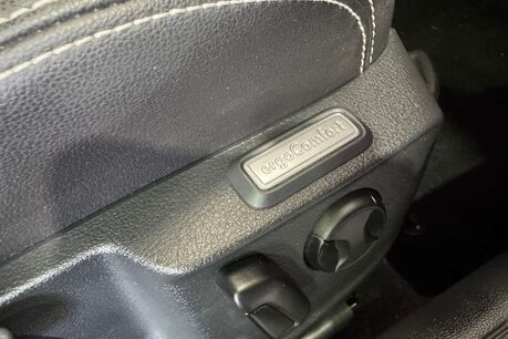 Volkswagen Passat 2.0 TDI EVO SEL Estate 5dr Diesel Manual Euro 6 (s/s) (150 ps) 20