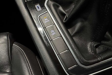 Volkswagen Passat 2.0 TDI EVO SEL Estate 5dr Diesel Manual Euro 6 (s/s) (150 ps) 41