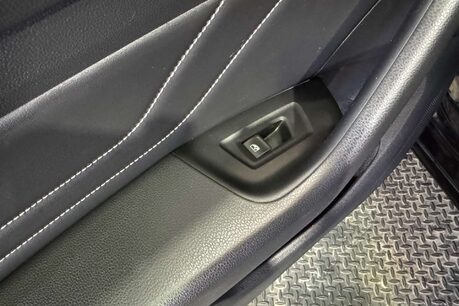 Volkswagen Passat 2.0 TDI EVO SEL Estate 5dr Diesel Manual Euro 6 (s/s) (150 ps) 64