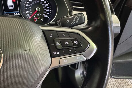 Volkswagen Passat 2.0 TDI EVO SEL Estate 5dr Diesel Manual Euro 6 (s/s) (150 ps) 25