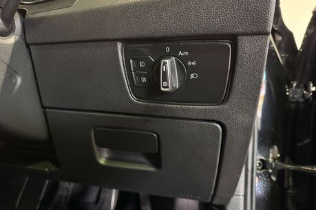 Volkswagen Passat 2.0 TDI EVO SEL Estate 5dr Diesel Manual Euro 6 (s/s) (150 ps) 21
