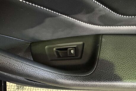 Volkswagen Passat 2.0 TDI EVO SEL Estate 5dr Diesel Manual Euro 6 (s/s) (150 ps) 56